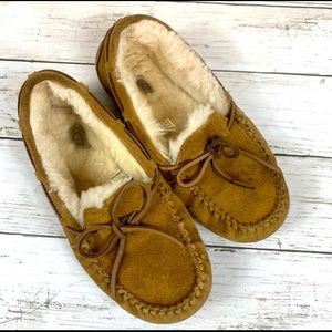 Ugg Kids Slippers Moccasins Bow Suede Tan 3